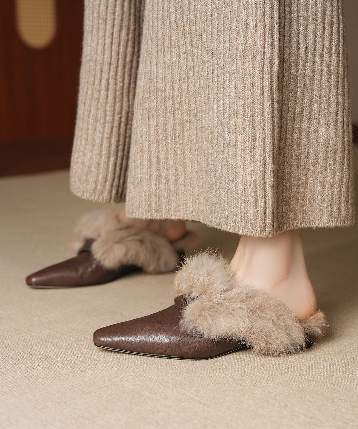 Black Cowhide Leather Comfy Splicing Flats Fuzzy Wool Lined